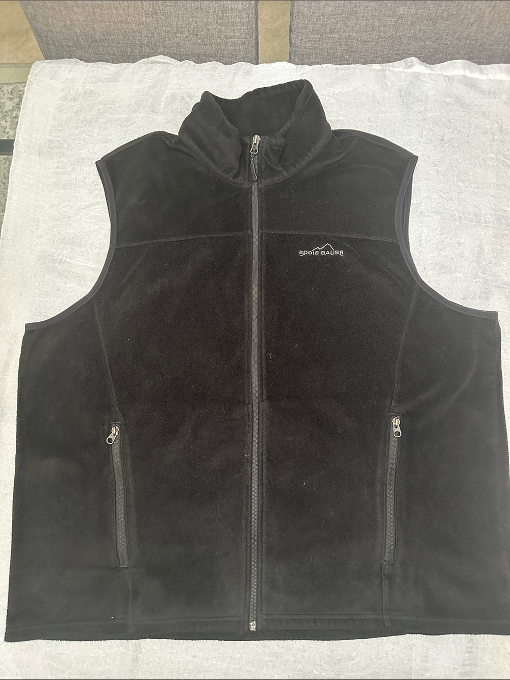 Eddie Bauer Black Men’s Full-Zip Fleece Vest